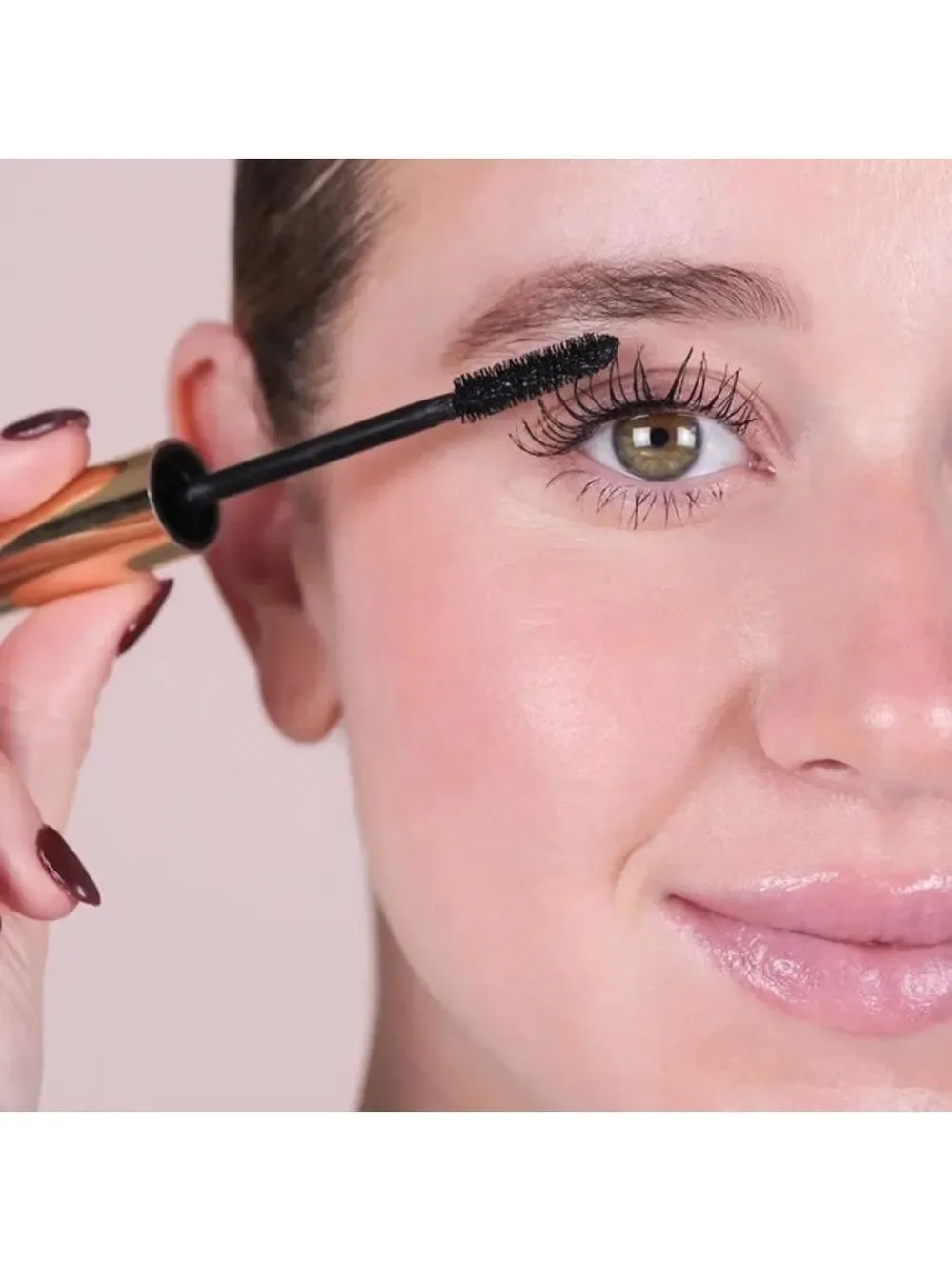 Wander Beauty Mile High Club Mascara in Jet Black
